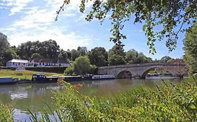 Shillingford Bridge